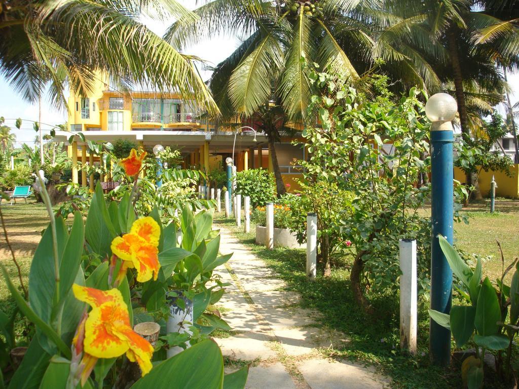 Villa Jayananda Dikwella Esterno foto